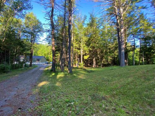 123 Cross Rd, Hillsboro, NH 03244-6605