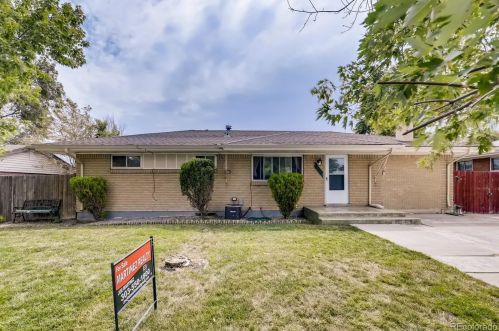 8177 Vanguard Dr, Denver, CO 80221-4651