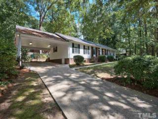 5605 Woodberry Rd, Durham, NC 27707-5334