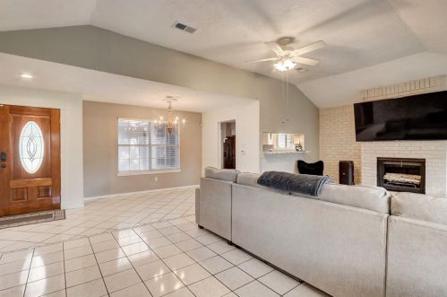 9910 Willmont Rd, Morgans Point TX  77571-4173 exterior