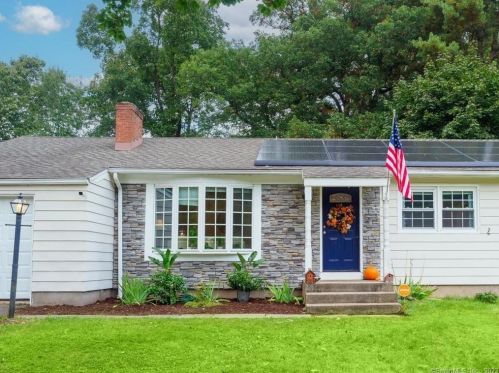 39 Farmstead Ln, Glastonbury, CT 06033-3241