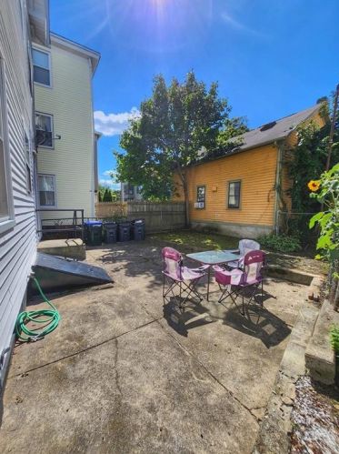 187 Vinton St, Providence, RI 02909-1129