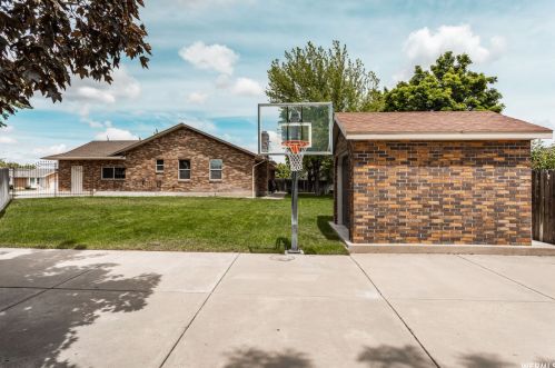 2045 5025, Roy, UT 84067-2553