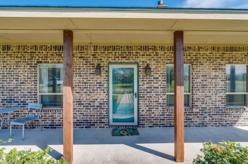 222 Carroll St, Clay Hill, TX 75860-2531