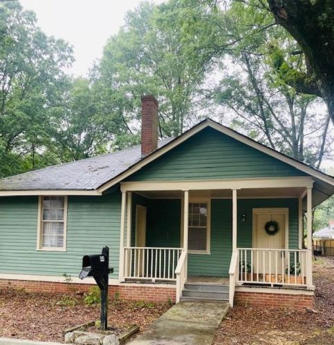 144 6th St, Monroe, GA 30655-2112