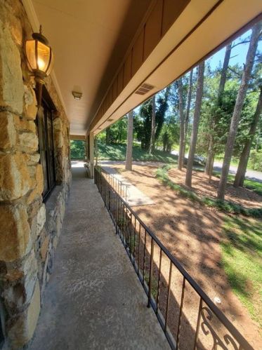 169 Simpson Dr, Kennesaw, GA 30144-1567