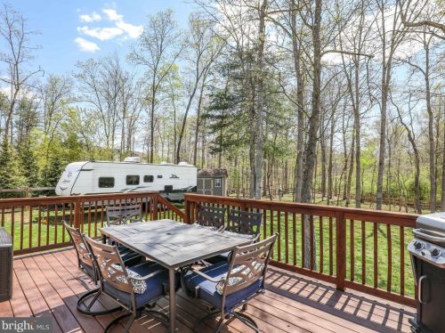 342 Executive Way, Hedgesville WV  25427-5770 exterior
