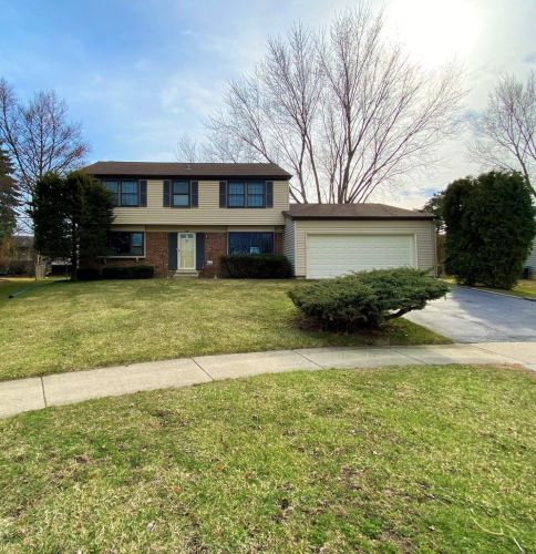 14 Whitehall Ct, Buffalo Grove, IL 60089-1930