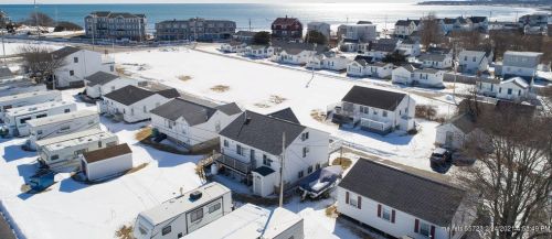 45 Long Beach Ave, York, ME 03909-6551