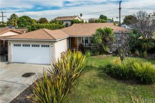 8106 Reading Ave, Los Angeles, CA 90045-4348