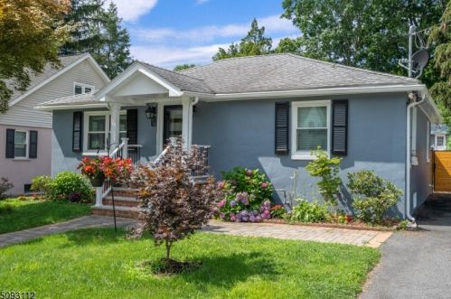 510 Monroe St, Hackettstown, NJ 07840-2122