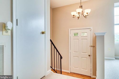 1981 Darlington Loop, Woodbridge, VA 22191-4932