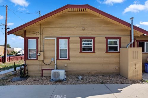 8644 Indiana Ave, Riverside CA  92504-4047 exterior