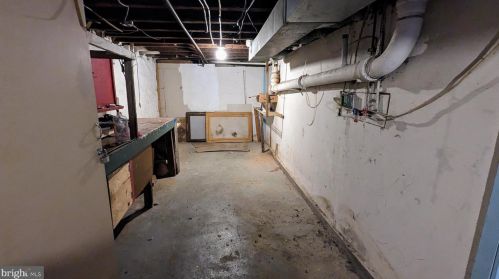 235 Howard Ave, Lancaster PA  17602-3603 exterior