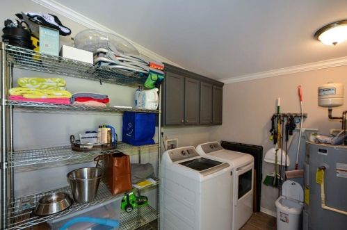 2475 Hazel Dr, Atlanta GA  30316-3405 exterior