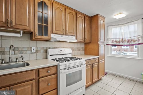 7206 Horrocks St, Philadelphia PA  19149-1219 exterior