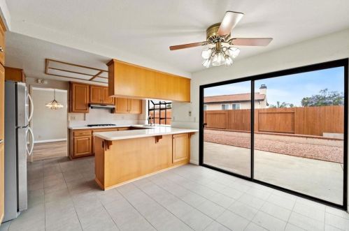 1075 Paseo La Cresta, Chula Vista CA  91910-6731 exterior