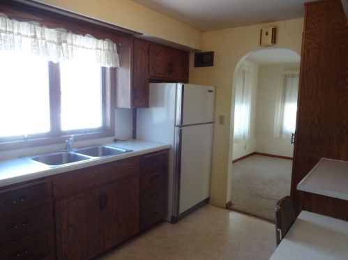 304 Lake St, Hendricks, MN 56136-9712