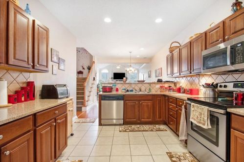 500 Silver Summit Dr, Conyers GA  30094-6867 exterior