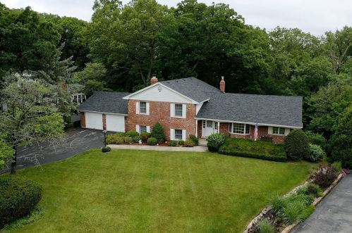 847 Highland Rd, Frankfort, IL 60423-8760