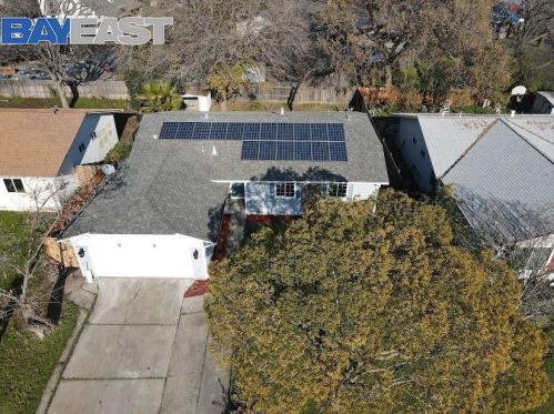 1239 Devonshire Dr, Vacaville, CA 95687-5625