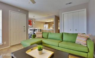 3422 Willowrun Dr, Austin TX  78704-7315 exterior
