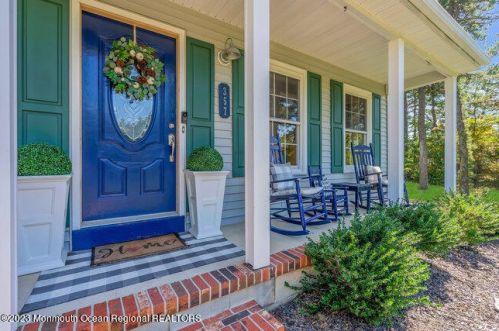 357 Livingston Ave, Berkeley Township, NJ 08721-2864