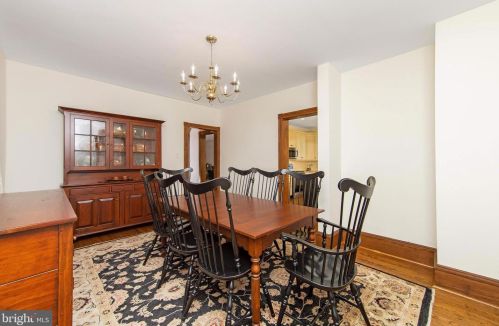 225 Euclid Ave, Haddonfield NJ 08033-2552 exterior