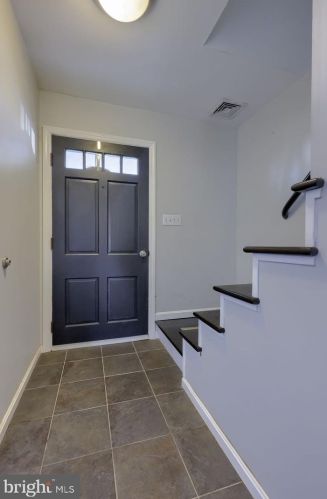 3236 Randy Rd, Lancaster PA  17601-1408 exterior
