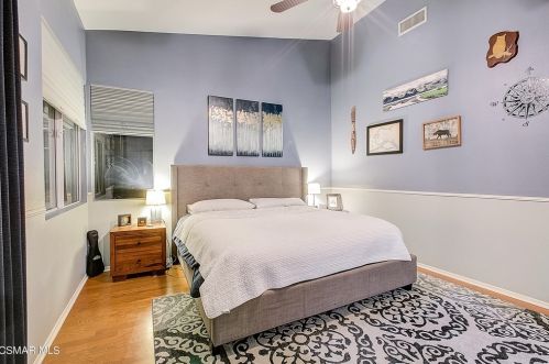 1267 Fitzgerald Rd, Simi Valley CA 93065-4480 exterior