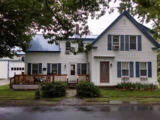 107 Intervale Rd, Wilton, NH 03086-5811