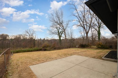 3329 Alexis Rd, Cincinnati OH  45239-4001 exterior