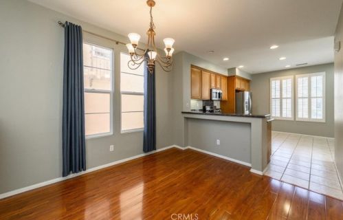 15 Tall Oak, Irvine CA  92603-4213 exterior