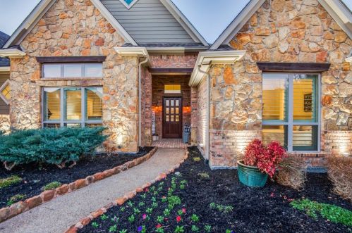 3328 Clubview Dr, Argyle, TX 76226-2112
