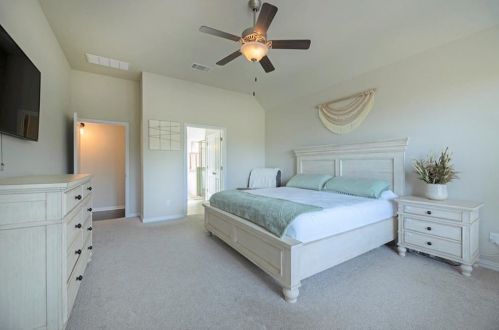 676 Catalina Ln, Austin TX  78737-4715 exterior