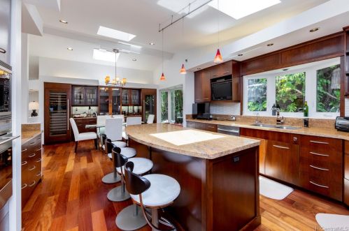 5140 Maunalani Cir, Honolulu HI  96816-4020 exterior