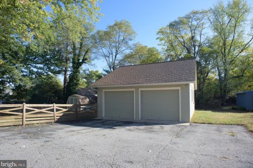 883 Doris Dr, Arnold MD  21012-1448 exterior