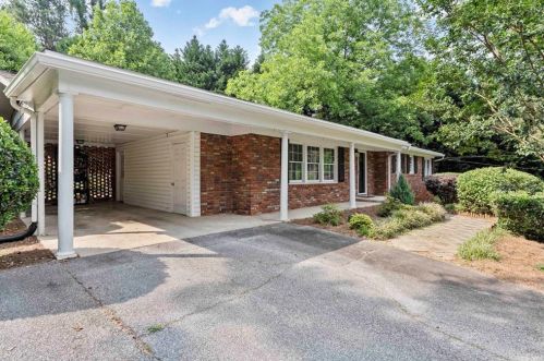 3328 Mercer University Dr, Atlanta GA  30341-5634 exterior