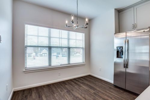 2514 University Dr, Fort Worth TX  76109-1146 exterior