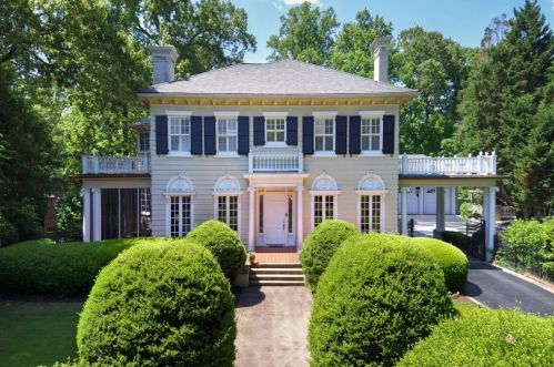 42 Brookhaven Dr, Atlanta, GA 30319-1102