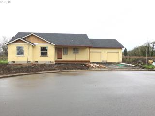 208 Hope Ct, Sheridan, OR 97378-6001