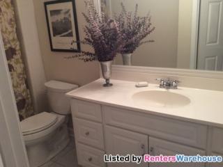 15 Saint Claire Ln, Atlanta GA  30324-2960 exterior