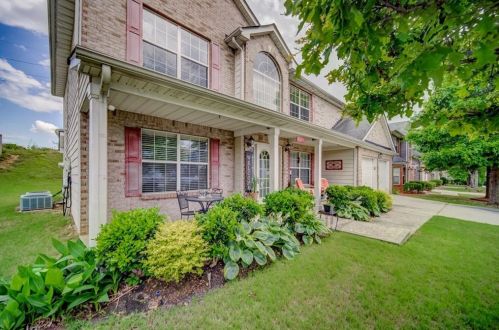 3675 Arminto Dr, Ellenwood, GA 30294-6676