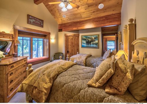 10221 Dick Barter, Truckee CA  96161-5172 exterior