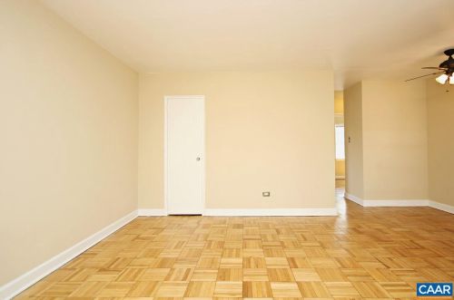 32 University Cir, Charlottesville, VA 22903-1850