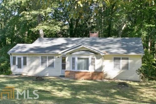 258 Letourneau Dr, Toccoa, GA 30577-3158