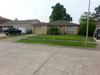 2228 Northbrook Dr, Gretna, LA 70056-4509