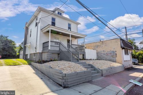 38 Crescent Blvd, Camden NJ  08108-1042 exterior