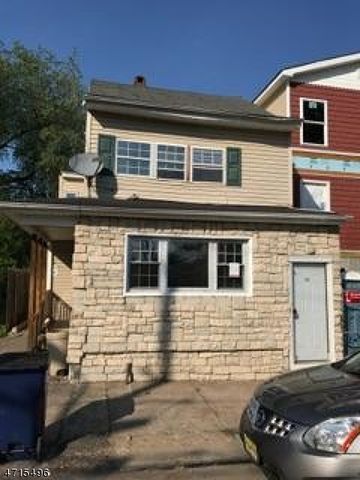 84 Clinton St, Paterson, NJ 07522-1774