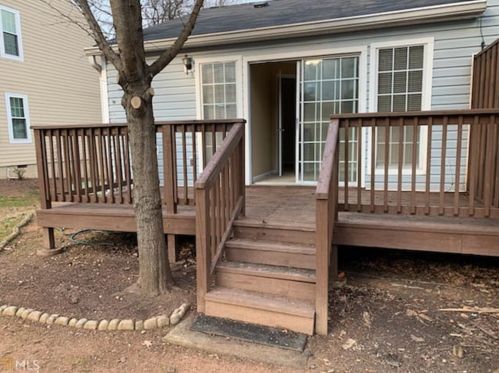 3425 Bayshore Dr, Atlanta GA 30340-4240 exterior